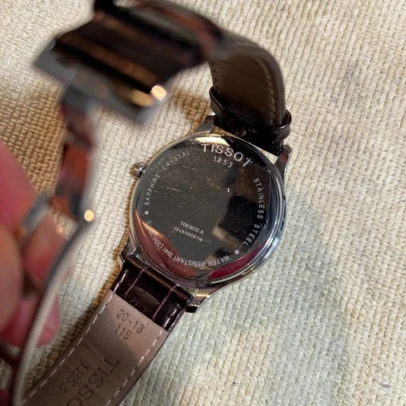 Men’s Swiss Made Tissot T Classic Tradition Watch - T063610A. - Picture 4 of 9